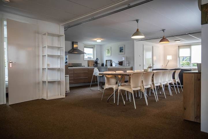 Ferienhaus für 12 Personen, mit Terrasse und Garten - 1