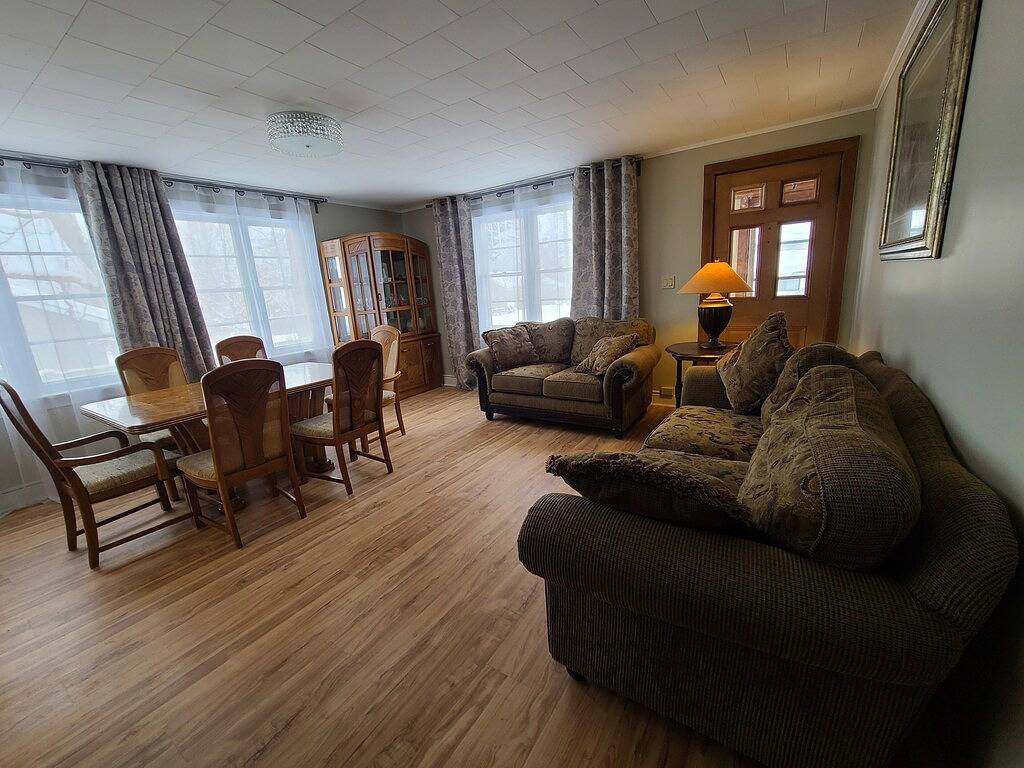 Georgian Bay Cottage-\nhot Tub/Sauna/Trail/Run/Bike/Swim//Marina! in Huronsee (Kanada)