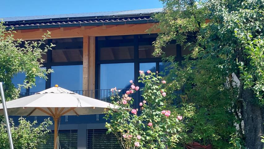 Ferienwohnung für 2 Personen, mit Terrasse und Garten in Brannenburg