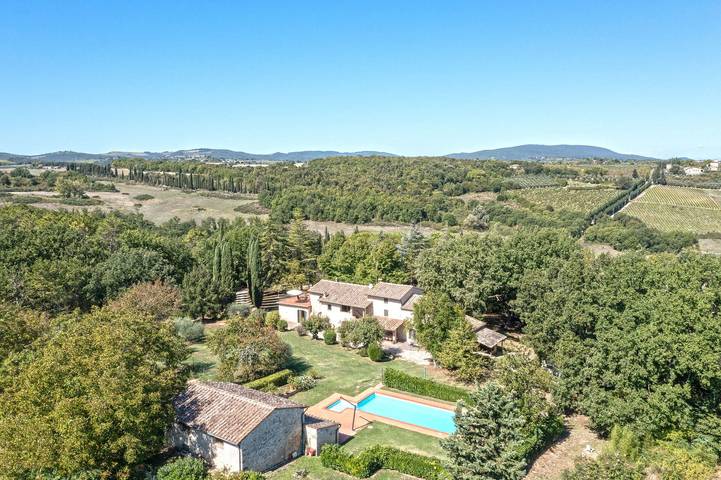 Location de vacances pour 14 personnes, avec terrasse et jardin à Colle di Val d'Elsa - 2