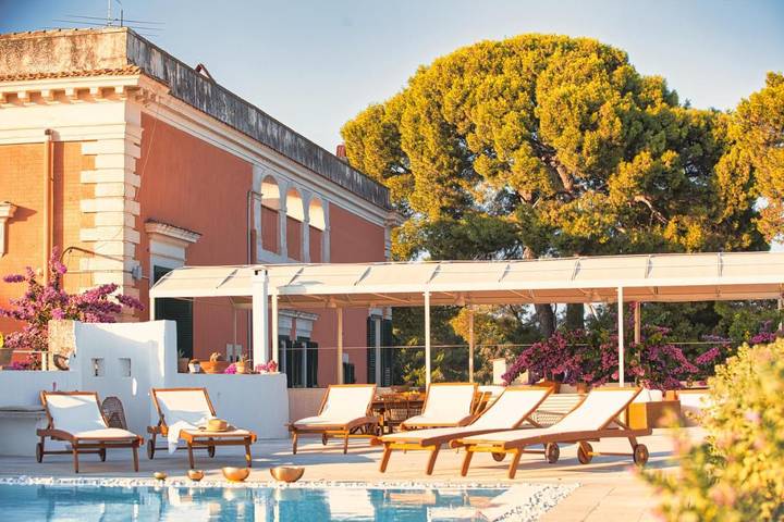 Gîte pour 2 personnes, avec piscine ainsi que jardin et vue à Andria - 3