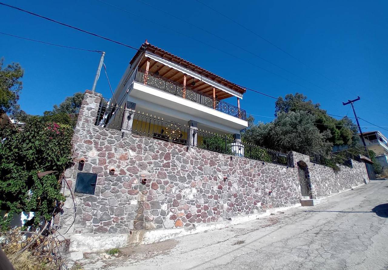 Εξοχικη Κατοικια in Perdika, Égine
