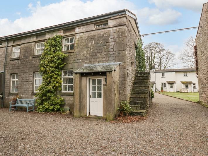 Cottage for 2 people, with garden, with pets in Morecambe Bay
