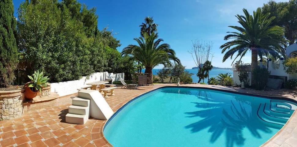 Casa rural para 16 personas, con Balcón y Terraza además de Jardín y Piscina en Altea