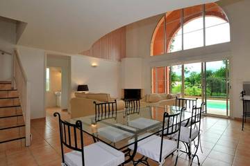 Villa pour 8 Personnes dans Pont-de-Larn, Parc naturel régional du Haut-Languedoc, Photo 3