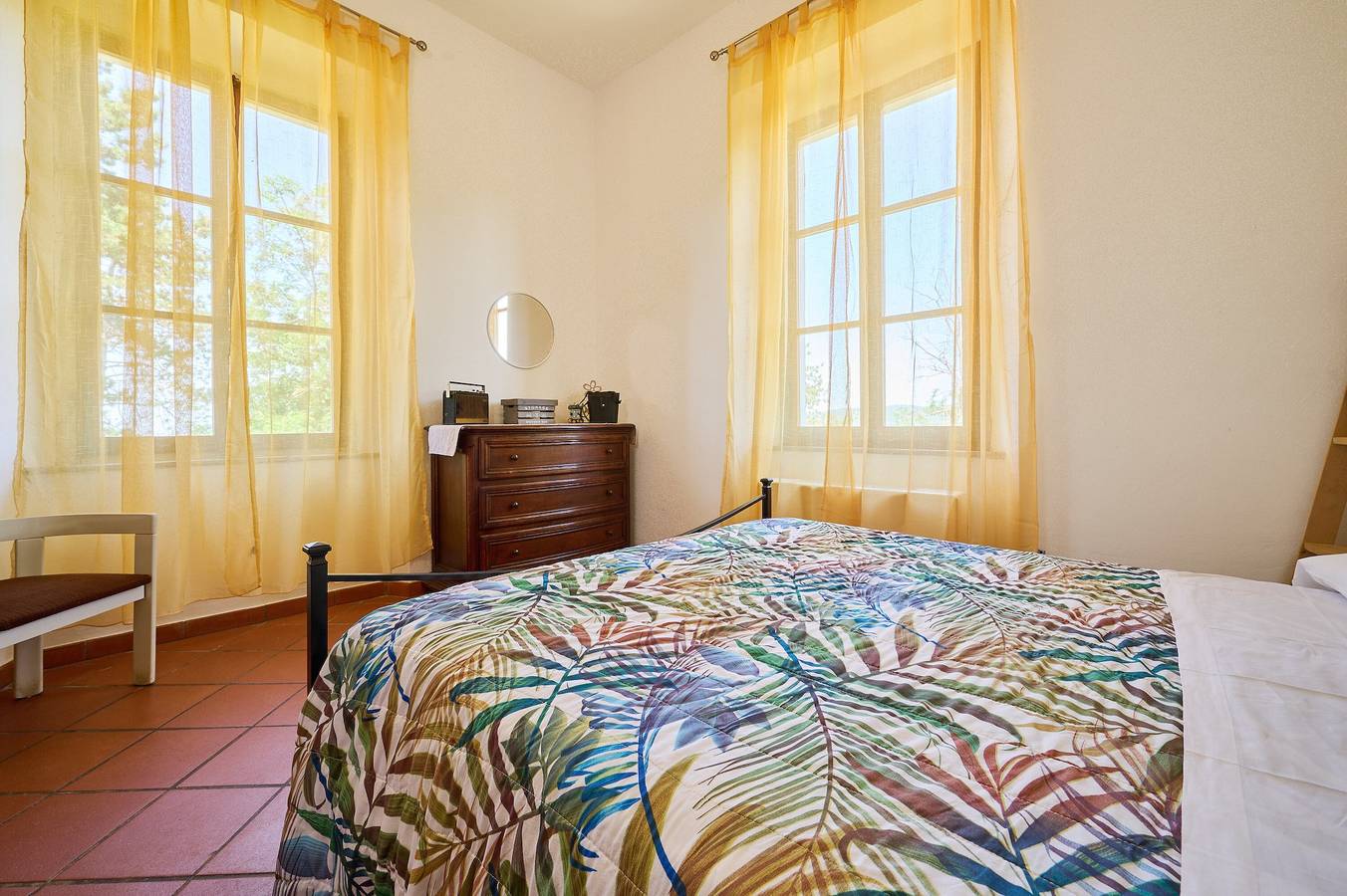 Entire apartment, Apartment 'Cesari' with Shared Garden in Grosseto Province