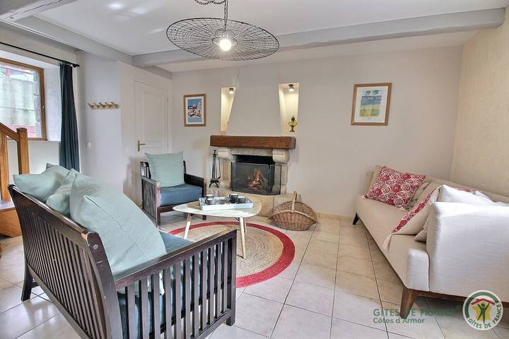 Gîte pour 6 personnes, avec jardin et terrasse, animaux acceptés à Fréhel - 4