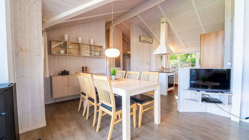 Ferienhaus für 6 Personen, mit Sauna und Garten sowie Whirlpool und Terrasse in der Lübecker Bucht - 2