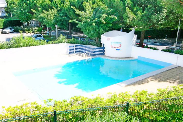 Appartement de vacances pour 6 personnes, avec piscine et balcon
