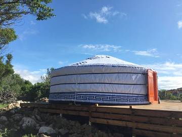 Maison d’hôte pour 2 personnes, avec piscine ainsi que vue et jardin à Solliès-Toucas