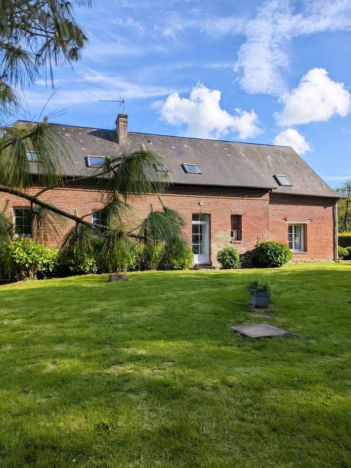 Maison de charme à Berville avec jardin non clôturé in Berville, Région de Dieppe