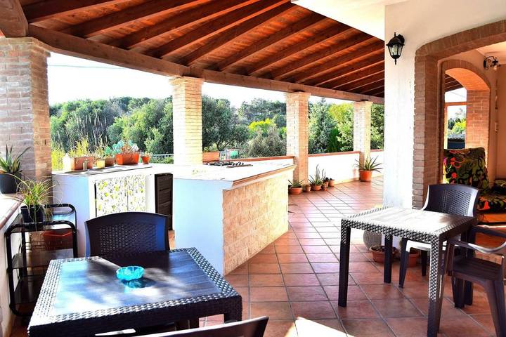 B&b per 8 persone, con Balcone e Terrazza nonché Giardino e Panorama a Portoscuso