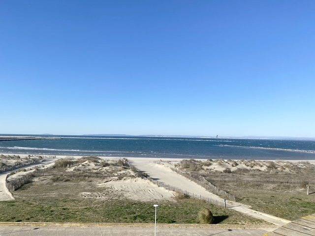 Appartement de vacances entier, P2 deux cabines terrasses vue mer,parking in Port Camargue, Le Grau-du-Roi