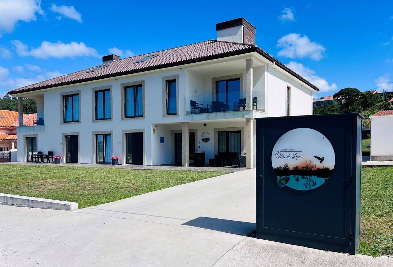 Aparthotel Ría de Lires in Lires, Cee