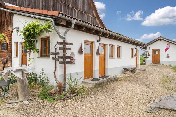 Ferienanlage für 8 Personen, mit Garten in Leibertingen - 2