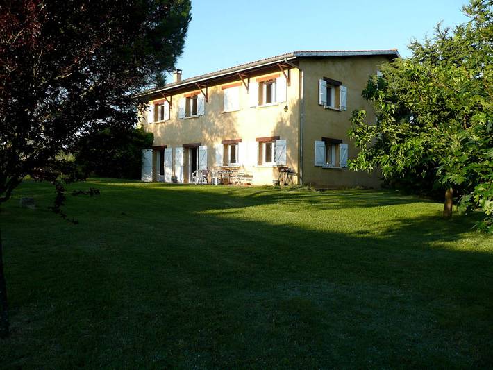 Chambre d’hôte pour 3 personnes, avec jardin dans Rhône - 2