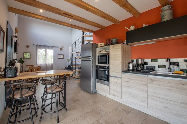 Villa pour 6 personnes, avec jardin, adapté aux familles en Rhône-Alpes - 3