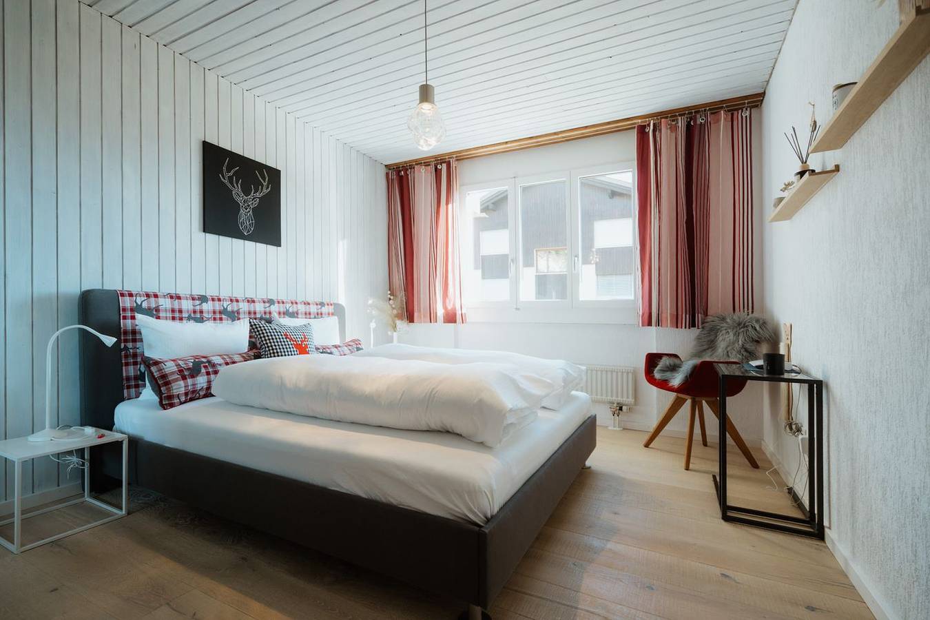 Ganze Wohnung, Apartment Enzian: Modernes Apartment mit Bergblick gleich an der Skipiste in Amden, Kanton St. Gallen