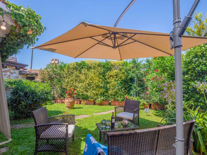 Location de vacances pour 4 personnes, avec terrasse et jardin à Pietrasanta - 2