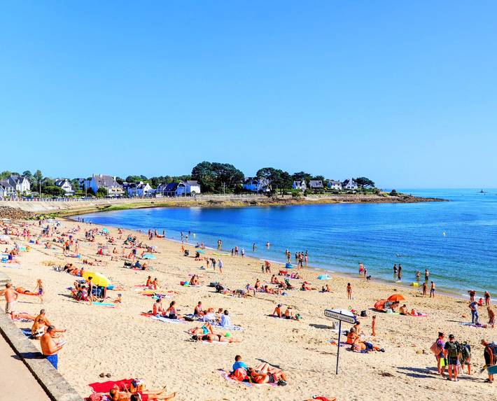 Chalet pour 2 personnes, avec terrasse ainsi que vue et piscine dans le Finistère - 2