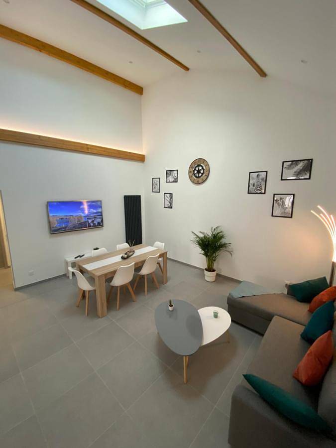 Gîte pour 6 personnes, avec balcon et jardin dans Plesnois