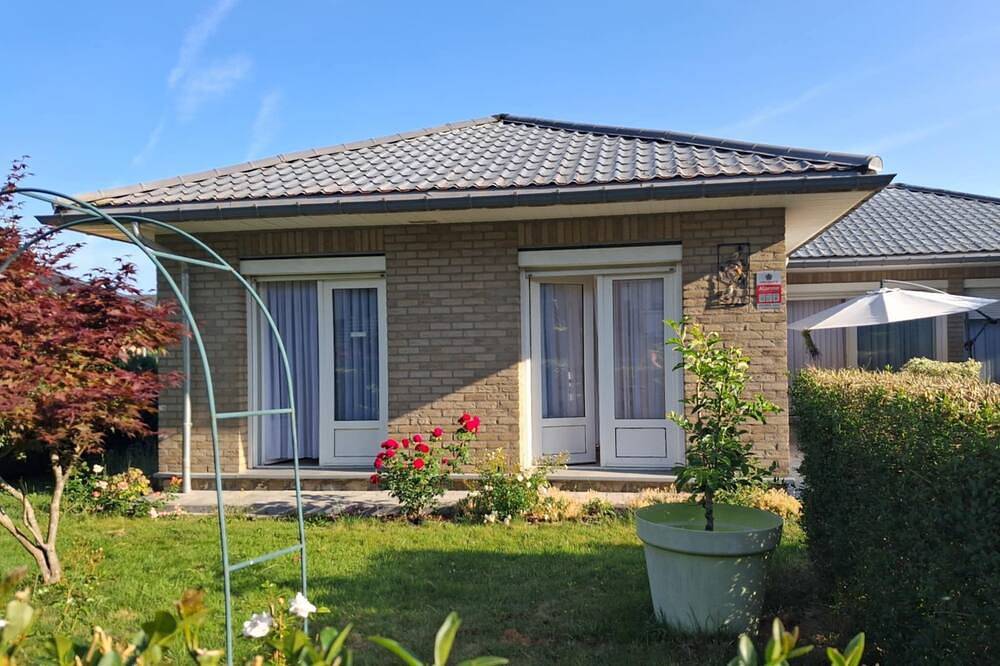 Charming bed & breakfast in enchanting Malmedy with Wifi and free parking. in Malmedy, Nature park Hautes Fagnes