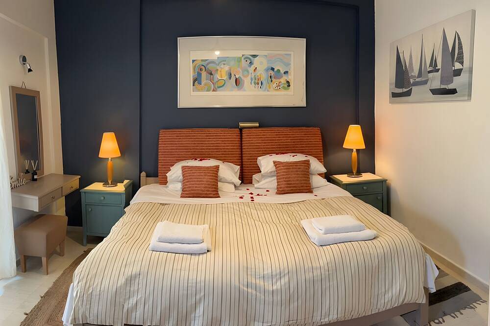 Comfy Studio in Gouvia – Balcony & Pool Access (Studio 1) in Corfu