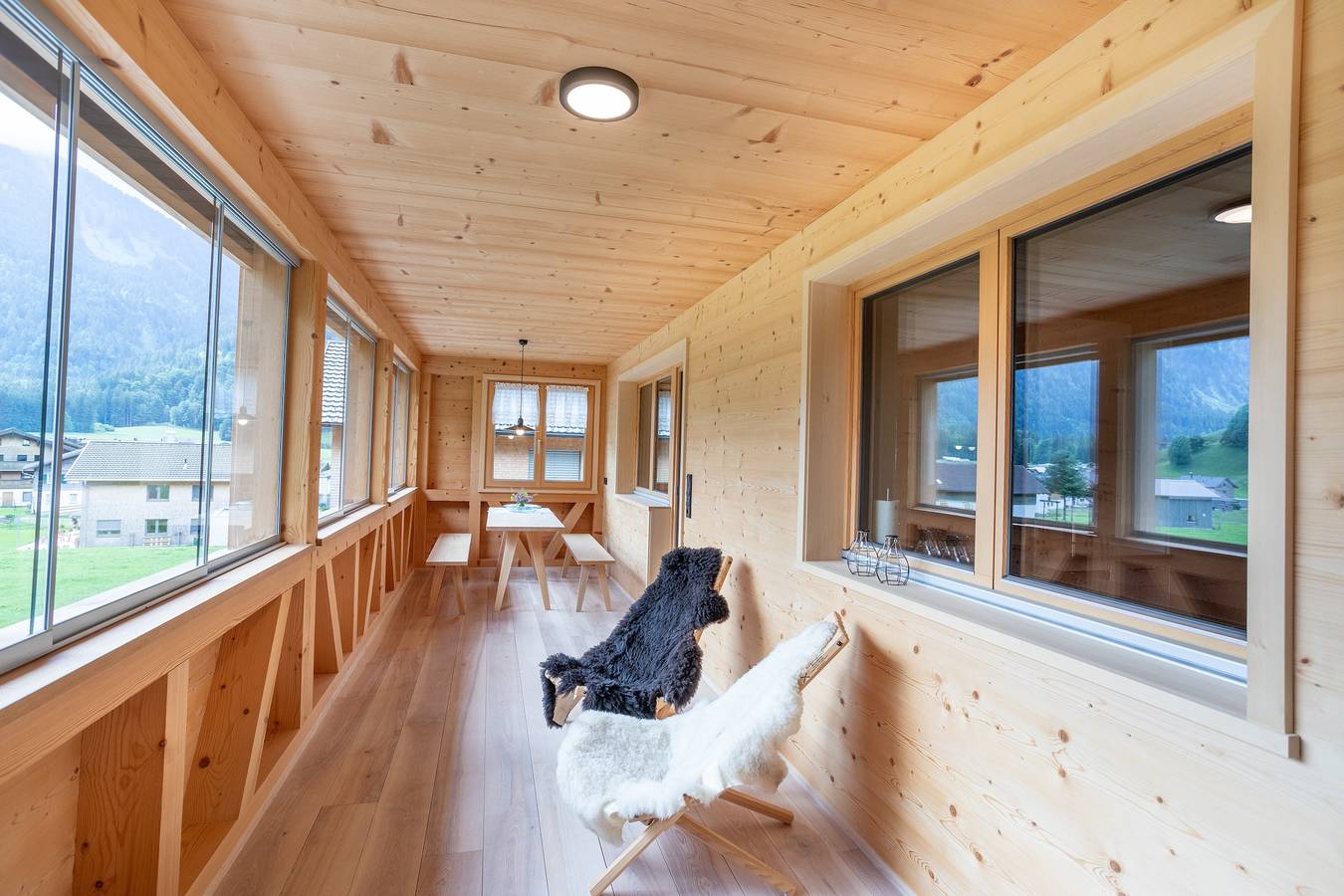 Appartamento intero, Appartamento 'Haus Hoalp' con vista sulle montagne, terrazza condivisa e Wi-Fi in Au, Bregenzerwald