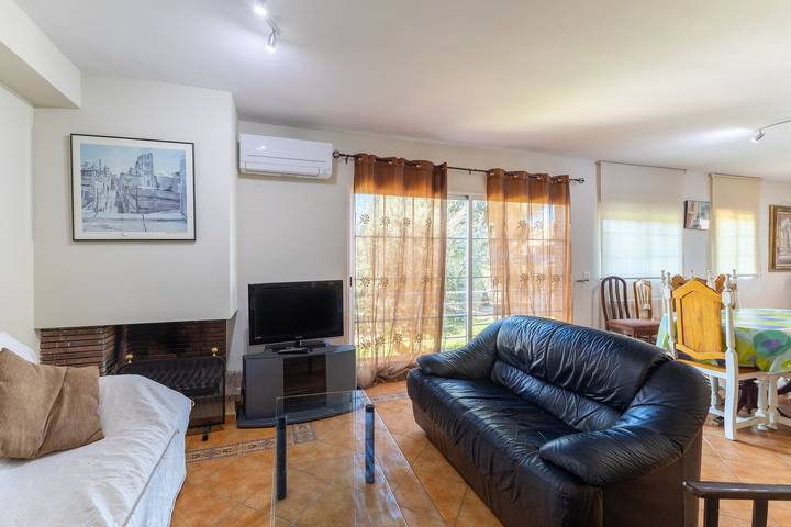 Chalet para 22 personas, con Jardín en Provincia de Madrid - 4