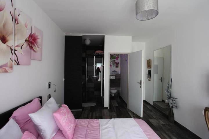 Location de vacances pour 2 personnes, avec jardin et terrasse à Jossigny - 2