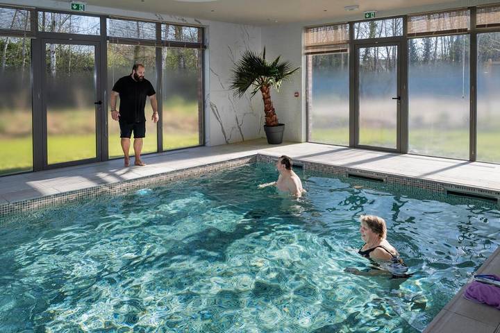 Location de vacances pour 4 personnes, avec piscine et sauna ainsi que vue et jardin, animaux acceptés à Béthune - 2