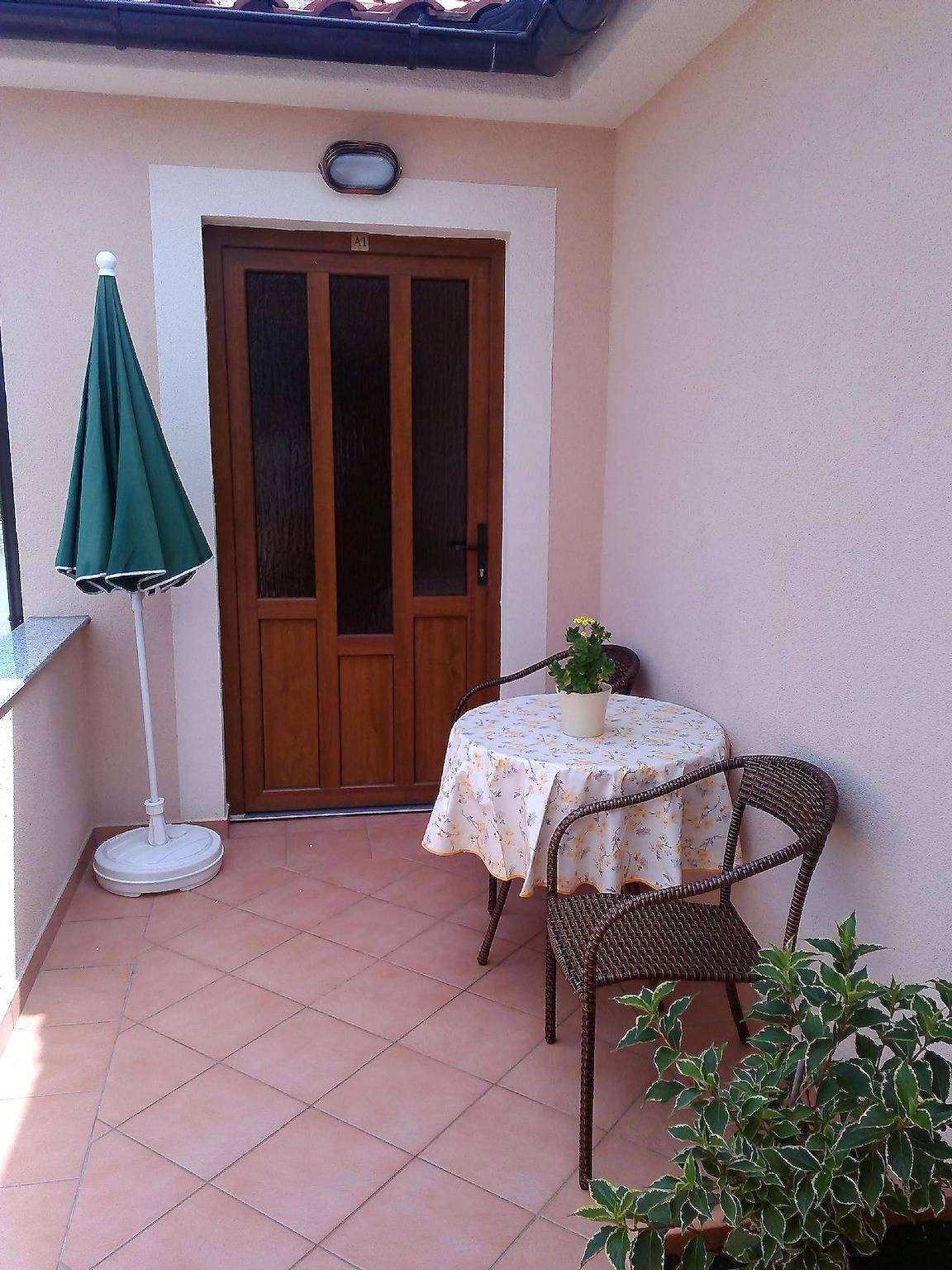 Entire holiday apartment, Holiday Apartment in Gabonjin with Free Parking in Krk