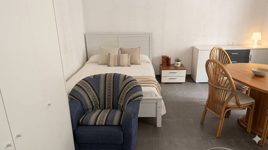 Ferienwohnung für 2 Personen, mit Garten und Ausblick in Nauders - 2