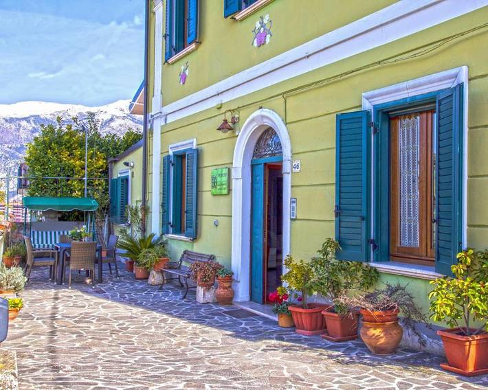 Casa vacanza per 3 persone, con Terrazza e Giardino a Sulmona