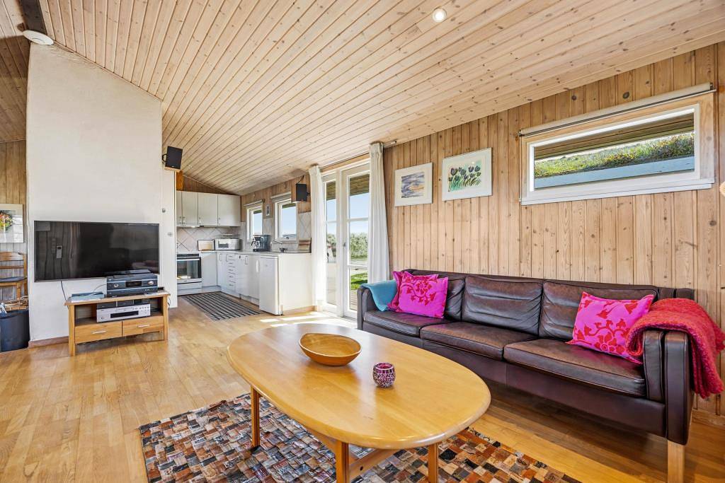 Dune house near the beach with sauna and annexe in Blåvand, Région de Varde