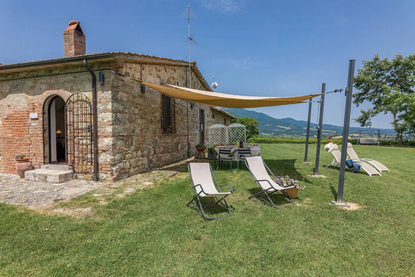 Stenhus med pool mellem Toscana og Umbrien in Cetona, Siena Provinsen