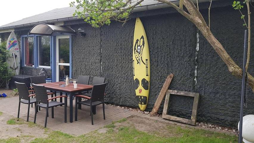 Ferienhaus für 6 Personen, mit Terrasse und Garten sowie Seeblick und Ausblick in Loissin
