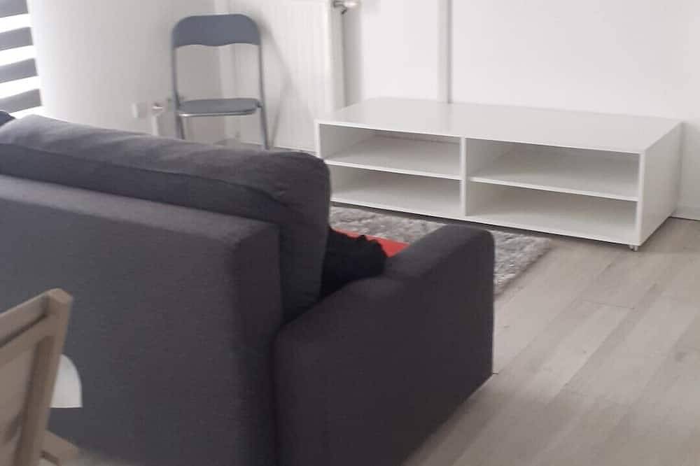 Apartamento entero, Apartment in quiet residence in Bobigny, Sena-Saint Denis