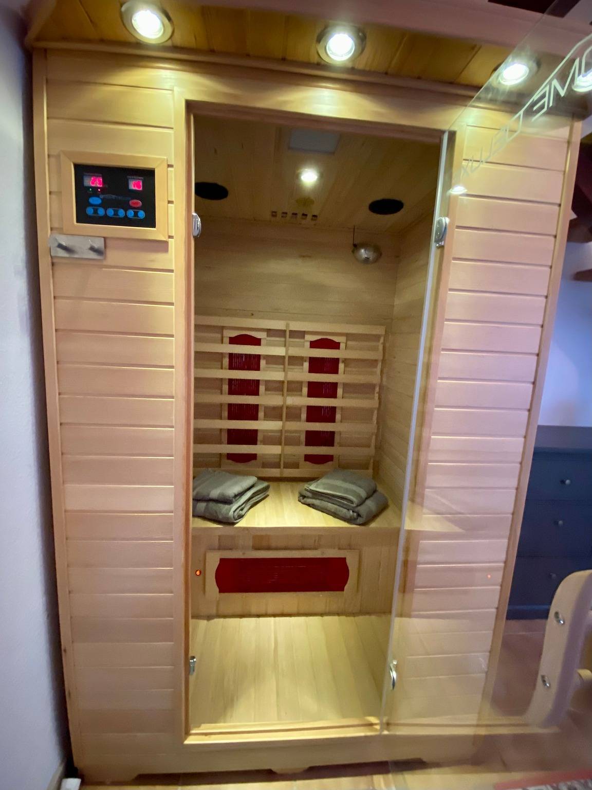 Ganze Ferienwohnung, Schöner schlafen im nächsten Unesco Welterbe-Sauna in Ludwigslust, Mecklenburgisches Elbetal