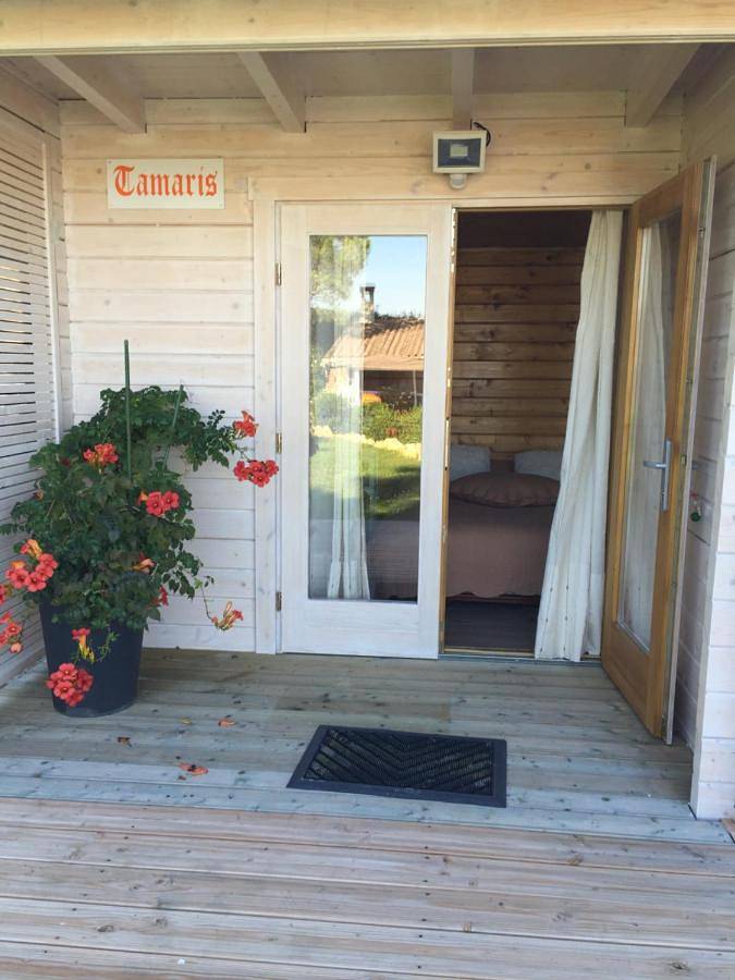 Appartement de vacances pour 2 personnes, avec jacuzzi ainsi que jardin et piscine, adapté aux familles