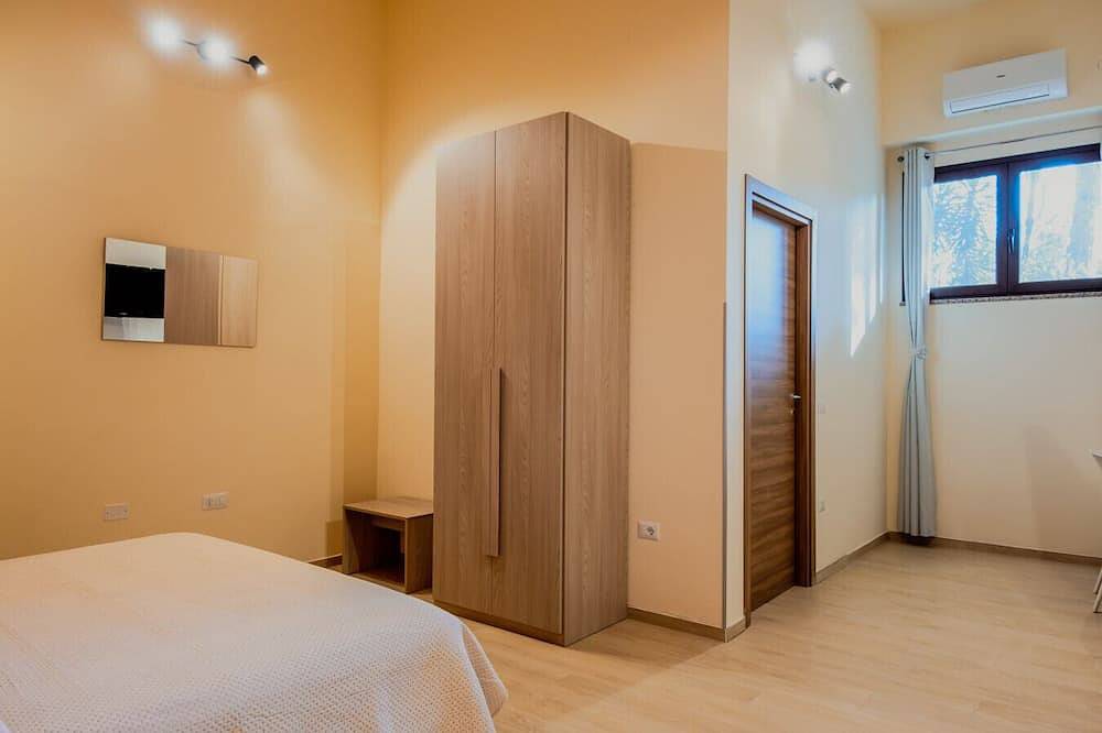 B&B Etesia - Camera Levante in Provincia di Vibo Valentia