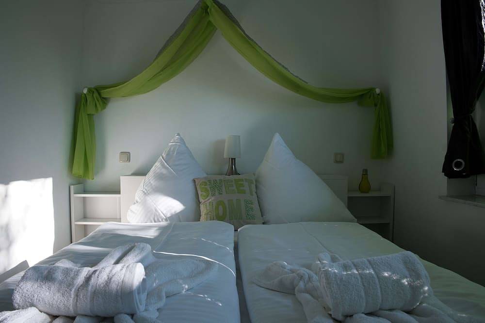 Vacation home for 3 guests with 46m² in Neeberg in Neeberg, Krummin