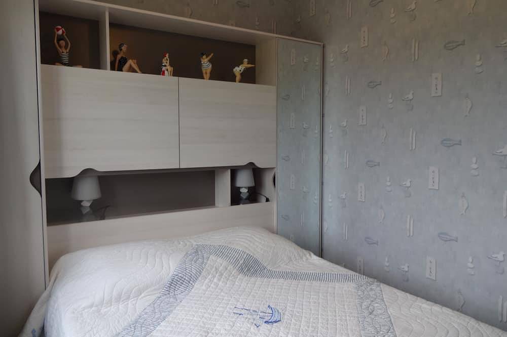 Großes Haus 180 m vom Meer und dem schönen Strand von Trestel entfernt in Trévou-Tréguignec, Rosa Granitküste