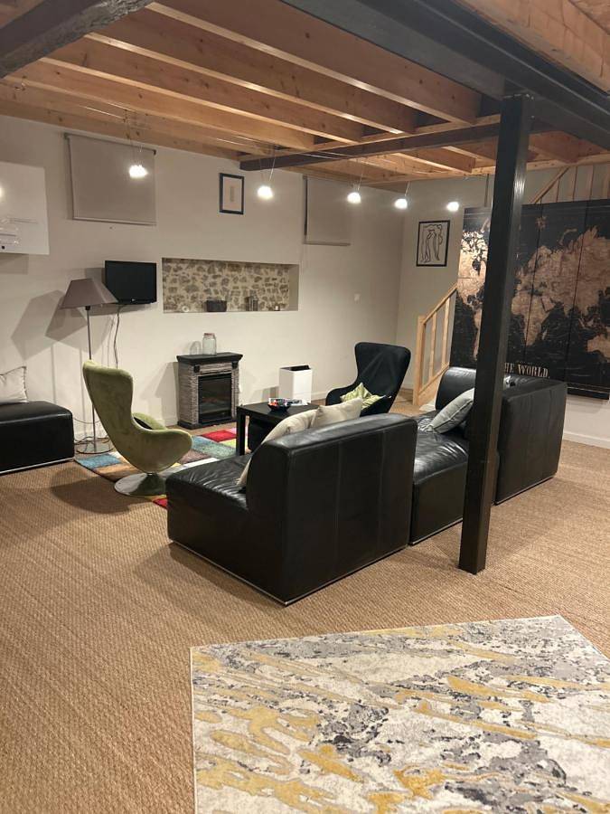 Gîte pour 4 personnes, avec Terrasse ainsi que Jardin et Vue à La Rouxière