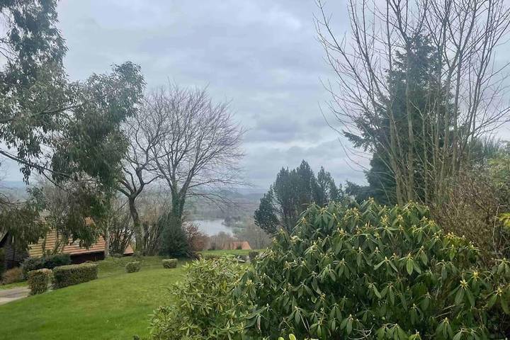 Maison pour 4 personnes, avec Piscine ainsi que Vue et Vue sur le lac à Saint-Germain-de-Tallevende-la-Lande-Vaumont