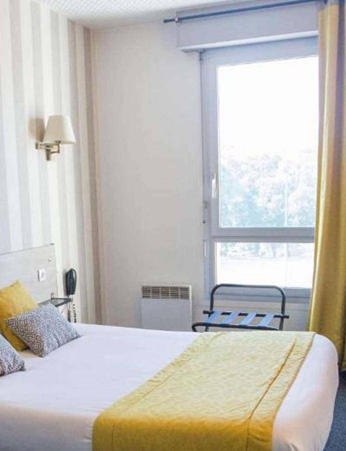 Standard Twin Room - Non-Smoking in Angoulême, Charente