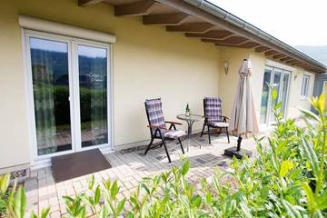 Ferienhaus für 2 Personen, mit Terrasse und Garten an der Mosel