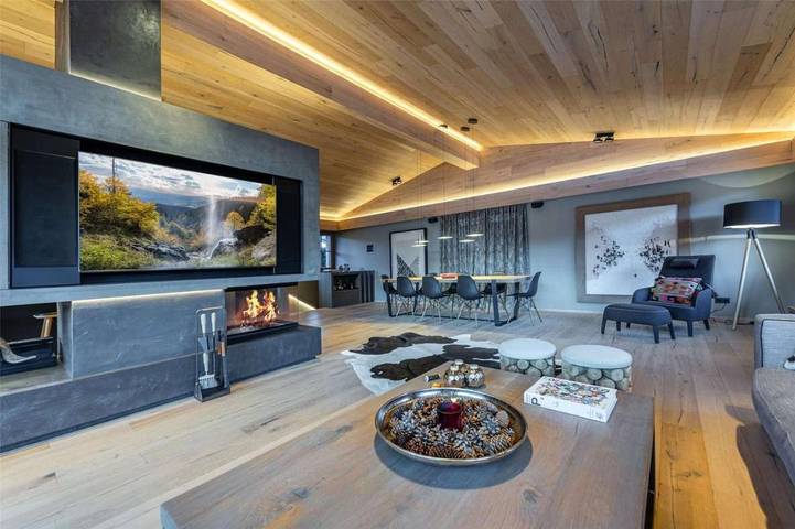 Villa für 9 Personen, mit Balkon und Whirlpool sowie Terrasse und Sauna