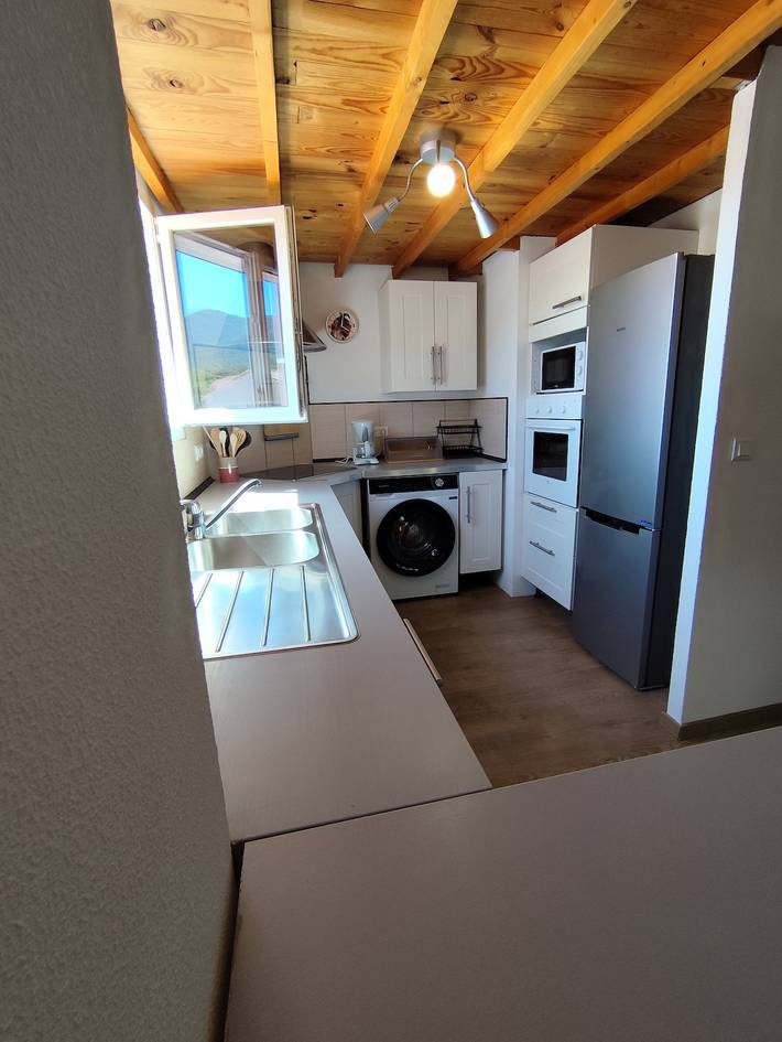 Apartamento inteiro, Apartamento 'La Salamandre' com vista para a montanha, Wi-Fi e ar condicionado in Villelongue-dels-Monts, Costa mediterrânica (França)