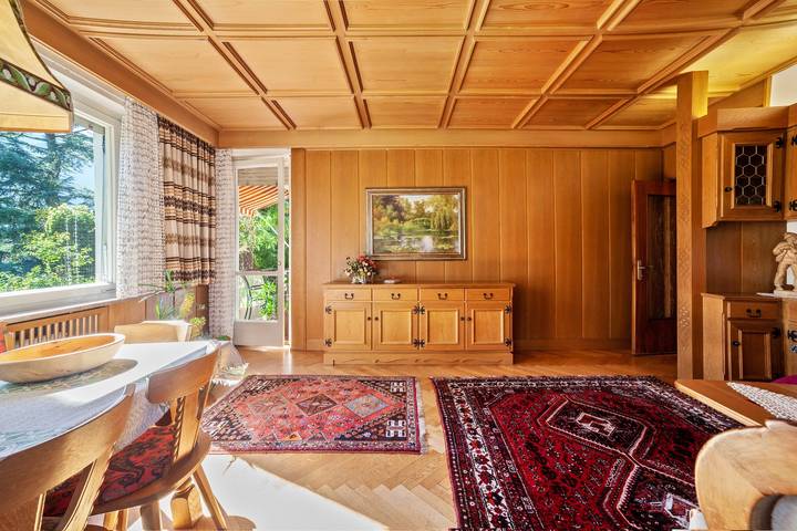 Ganze Wohnung, Villa Coris Ferienwohnung 130qm mit Gemeinschaftsgarten in Untermais, Meran